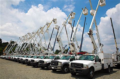 Tips To Consider When Buying Used Bucket Trucks Power Drive Europe