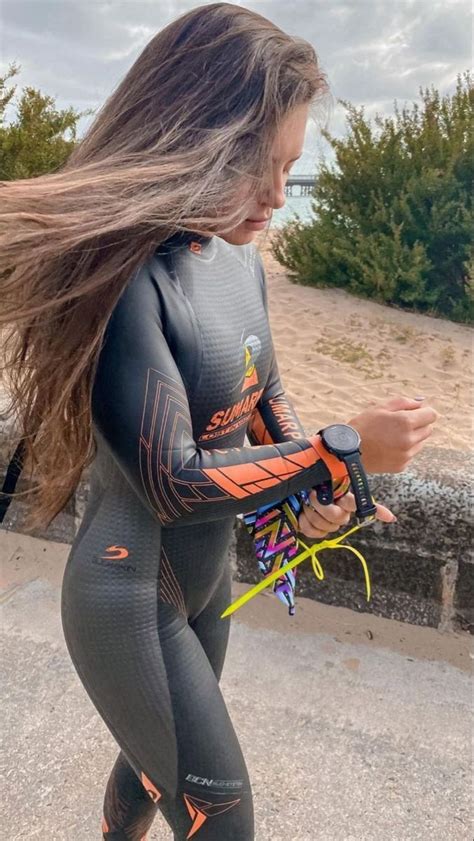 Wetsuit Ready For The Challenge Wetsuit Girl Scuba Girl Wetsuit