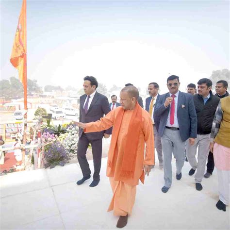 Cm Yogi Adityanath Visits Ayodhya Inspects Arrangements And Seeks