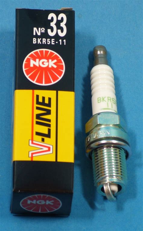 FMW Tuning Autoteile NGK Zündkerze BKR5E 11 V Line 33