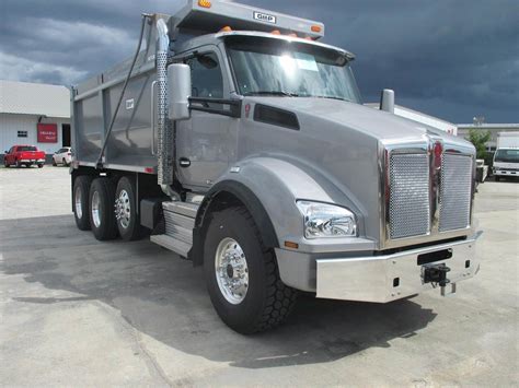 Kenworth T880 Dump Truck