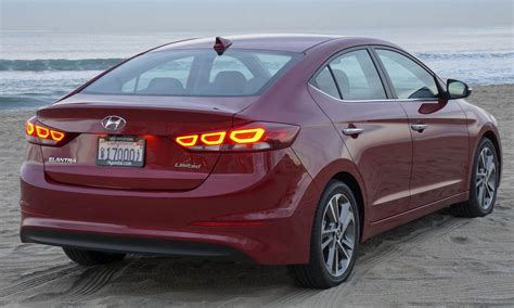 Hyundai Elantra First Drive Review Autonxt