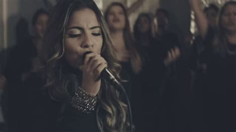 O Novo Do Gospel Clipe Do Louvor Atos Da Cantora Gabriela Rocha