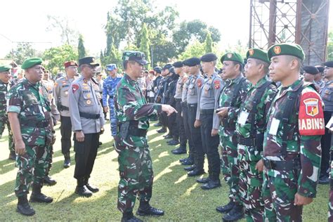 TNI Polri Gelar Apel Pasukan Menjaga Kunjungan Presiden Di Gorontalo