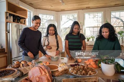 105 Black Couple Preparing Thanksgiving Turkey Stock Photos, High-Res Pictures, and Images ...