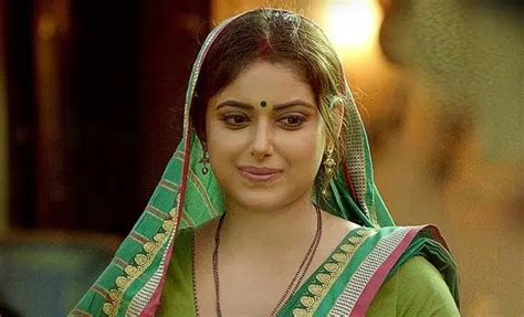 beautiful ullu web series actress   viral blaze