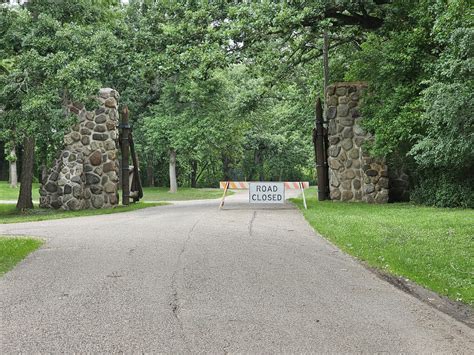 DNR: State Park Beaches, Docks & Ramps In Iowa Great Lakes Remain