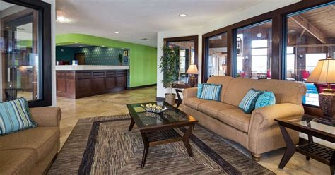 Best Western Norwalk from $71. Norwalk Hotel Deals & Reviews - KAYAK