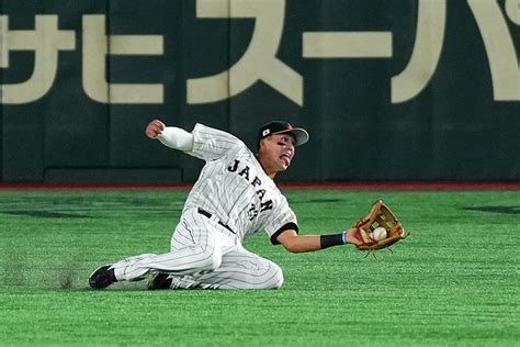 【wbc】2戦連続のビッグプレー！「たっちゃん」ヌートバーのダイビングキャッチでピンチを脱す！｜テレ東スポーツ：テレ東