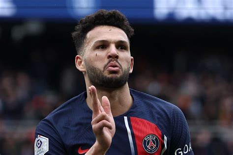 Campeonato Francês PSG poupa titulares e fica no empate o Reims