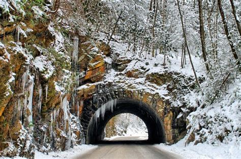 Winter In The Smokies 4 Reasons To Take A Pigeon Forge Or Gatlinburg