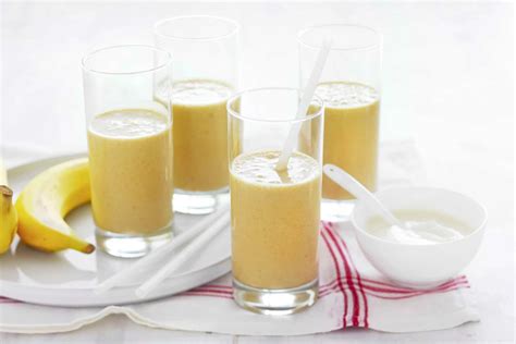 How to make Weet-bix Orange & Banana Smoothie With Peanut Butter Recipe