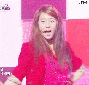 GIFS F X Hot Summer From KBS Music Bank K Idols