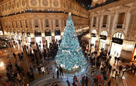 Albero Di Natale 2023 In Piazza Duomo Data E Orari Accensione