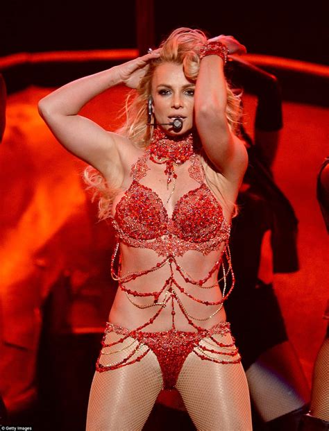 Britney Spears Kicks Billboard Music Awards Off With Pole Dancing Daily Mail Online