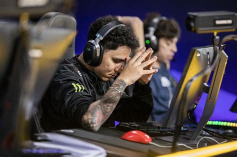 Fnatic Bate Mibr Na Estreia Do Grupo A Da Esl Pro League Season