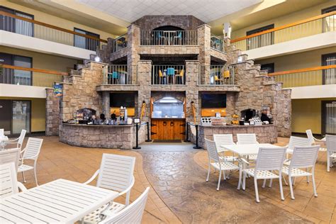 Baymont by Wyndham Shakopee | Shakopee, MN Hotels