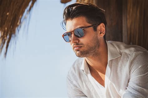 Lunettes de soleil : les tendances en 2020 – Masculin.com