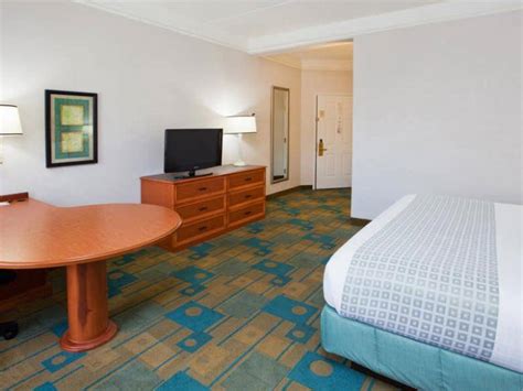 La Quinta Inn & Suites Atlanta Alpharetta | Official Georgia Tourism ...