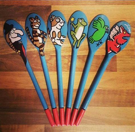 Room on the Broom story spoons | Room on the broom, Painted spoons ...