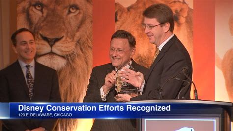 Chicago Zoological Society gives out honors for conservation efforts ...