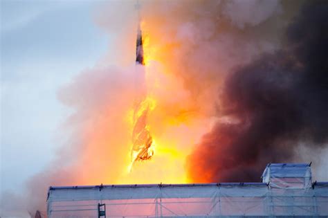 Spire Collapses On One Of Europes Most Iconic Buildings In Huge Fire