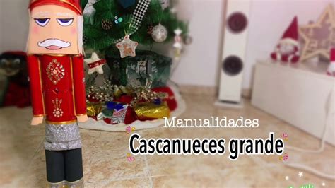 TUTORIAL Cómo hacer un CASCANUECES con MATERIALES RECICLADOS