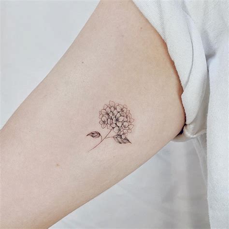 30 Best Hydrangea Tattoo Ideas - Read This First | Hydrangea tattoo ...