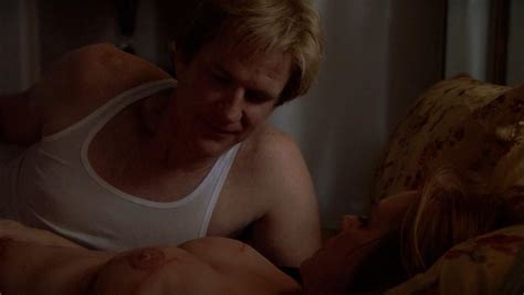 Elizabeth Perkins Nude Weeds S03e08 2007