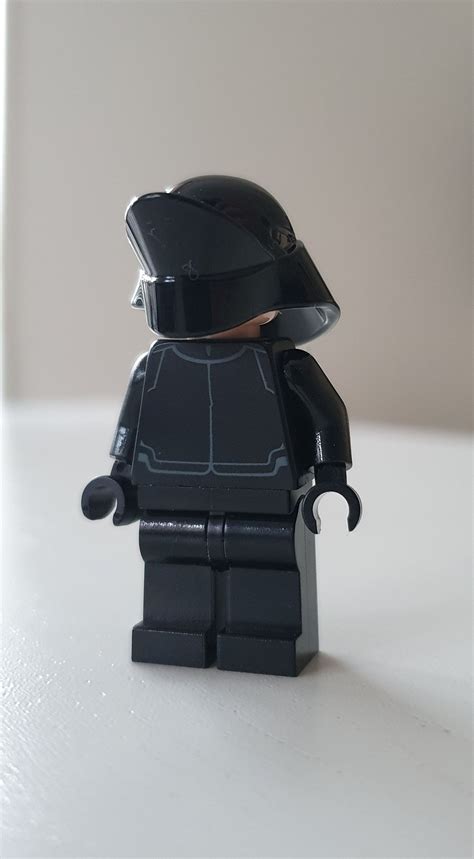 Se produkter som liknar LEGO Star Wars Minifigur SW0 på Tradera