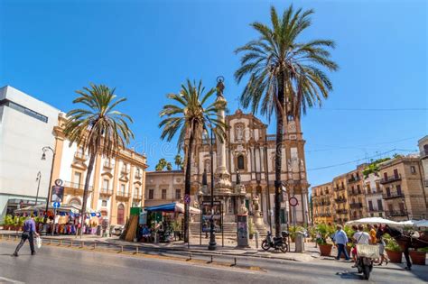 Cuadrado E Iglesia De San Domingo En Palermo Italia Imagen Editorial