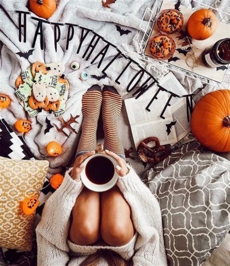 Halloween Greetings 🔪🖤⚰️🦇🥧🎃🍬🕷️🍫🦇🍭🍁 Beautiful Pictures Photo 43582522