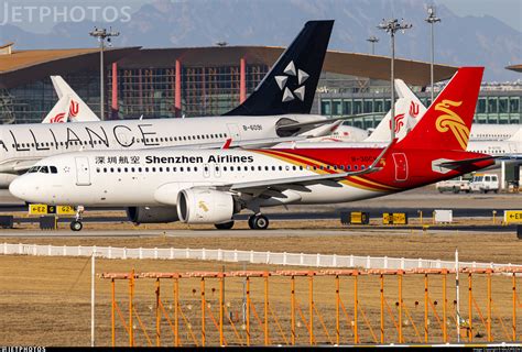 B 30CV Airbus A320 271N Shenzhen Airlines MAJOREDM JetPhotos