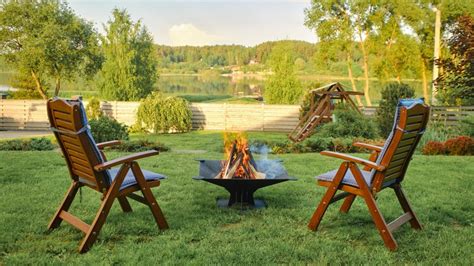 Heavy Duty Lawn Chairs That Ll Add Style Your Backyard