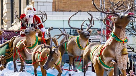 Montreal Santa Claus Parade 2023: Guide, Route, Length & Street Closures