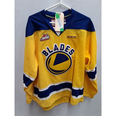 jersey size hockey 2
