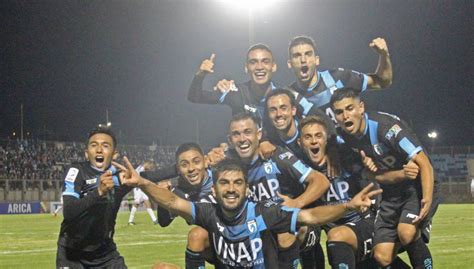 Deportes Iquique se queda con el clásico nortino y comienza ganando la