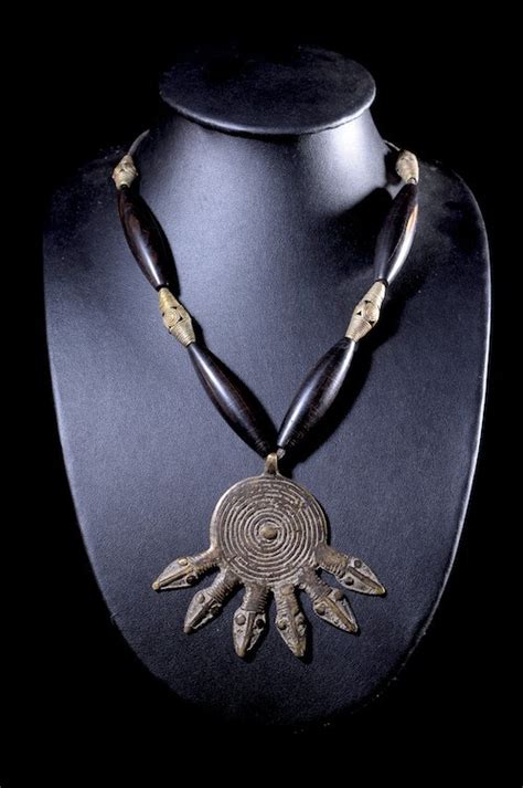 Collier En Alliage De Bronze Et B Ne Akan Ou Baoule C Te D Ivoire