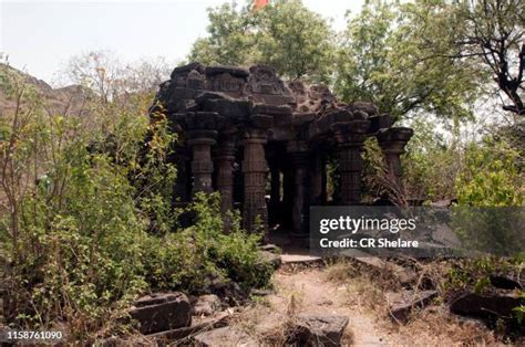 104 Lonar Lake India Stock Photos, High-Res Pictures, and Images ...