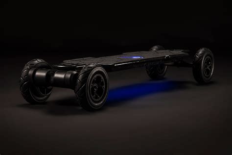 Evolve Hadean Carbon Electric Skateboard Uncrate