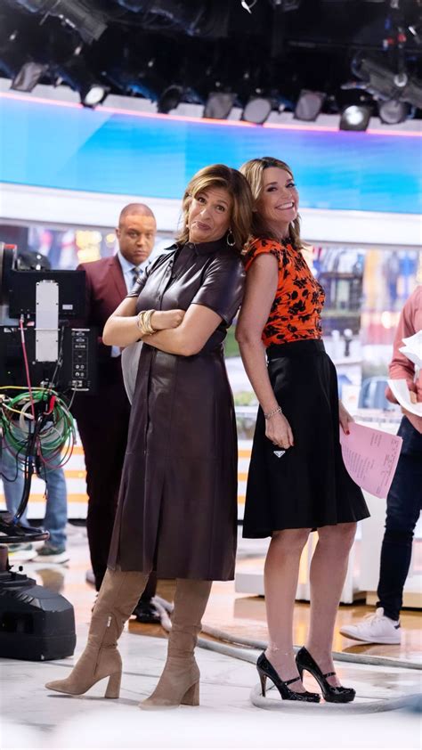 Todays Savannah Guthrie Sends Fans Wild In Sexy Black Skirt And Sleeveless Floral Top For New