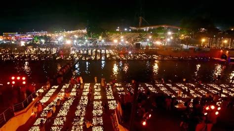 Diwali 2021 Celebrations Photos Deepotsav Celebrations In Ayodhya With