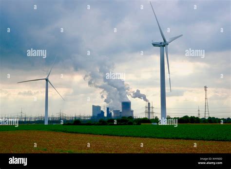 Braunkohle Kraftwerke Fotos Und Bildmaterial In Hoher Aufl Sung Alamy