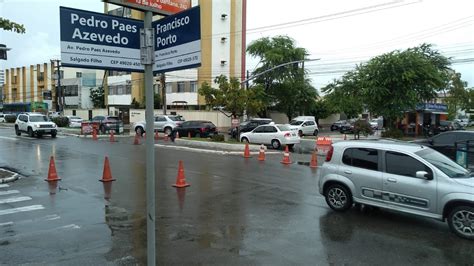 Semáforos de cruzamento da Av Francisco Porto estão inoperantes O