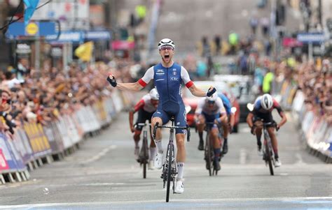 Mondiaux De Cyclisme Sur Route A 22 Ans Le Français Axel Laurance