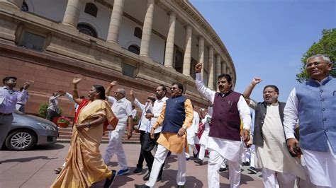 Rahul Gandhi Obc Mps Stage Protest Demanding Apology From Rahul Gandhi