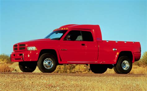 Dodge 7500 - amazing photo gallery, some information and specifications, as well as users rating ...