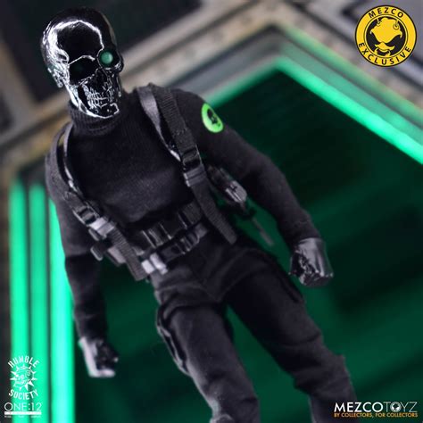 Krig 13 Black Skulls Mezco Exclusive 4colorheroes