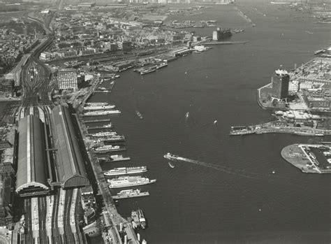 Hoe Er Al Jaar Lang Geen Brug Over Het Ij Komt Na Talloze Plannen