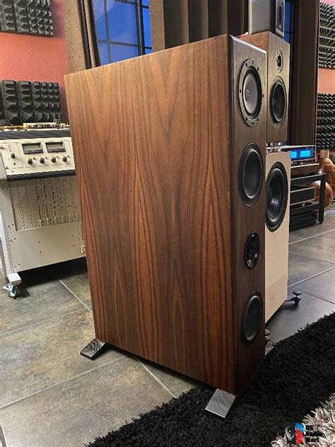 Halcyon Markaudio Sb Acoustics Full Range Speakers Photo